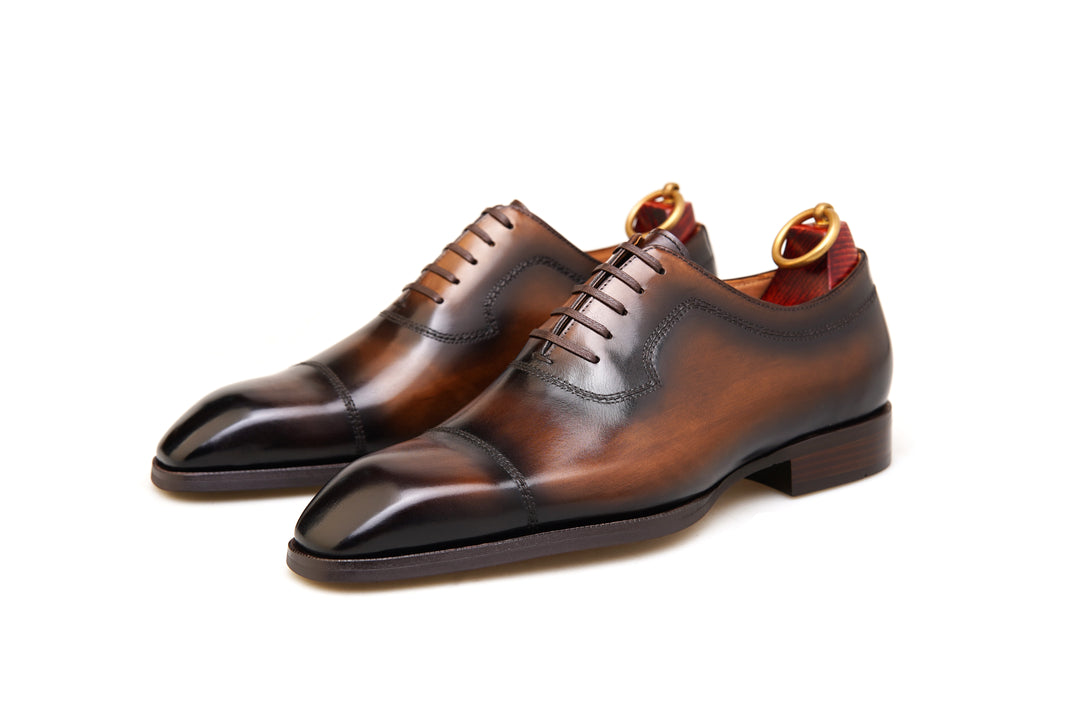 Cap Toe Oxford Leather shoes