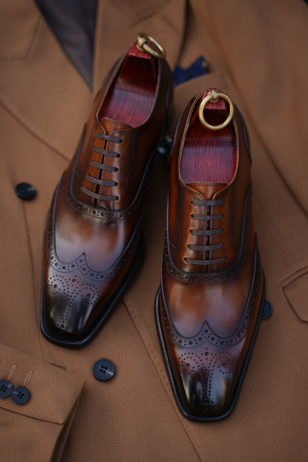 MenStyleWith Formal Oxford Leather Shoes