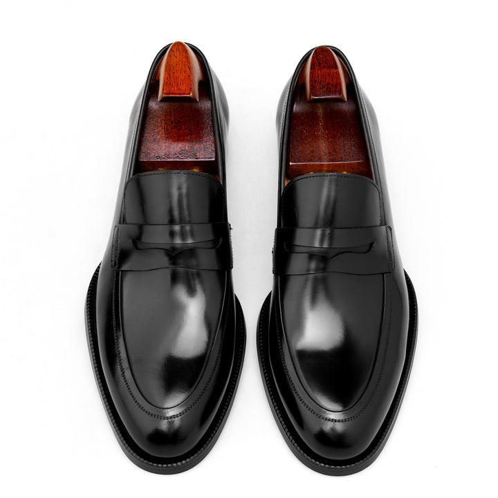 MenStyleWith Midnight Penny Loafer