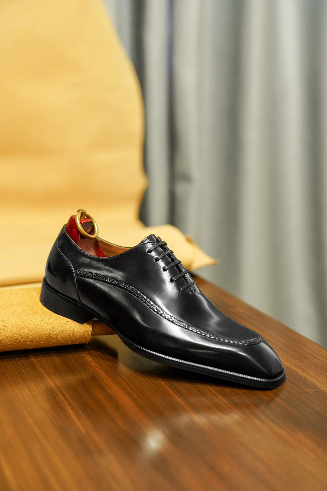 MenStyleWith Balmoral Oxford Leather Shoes