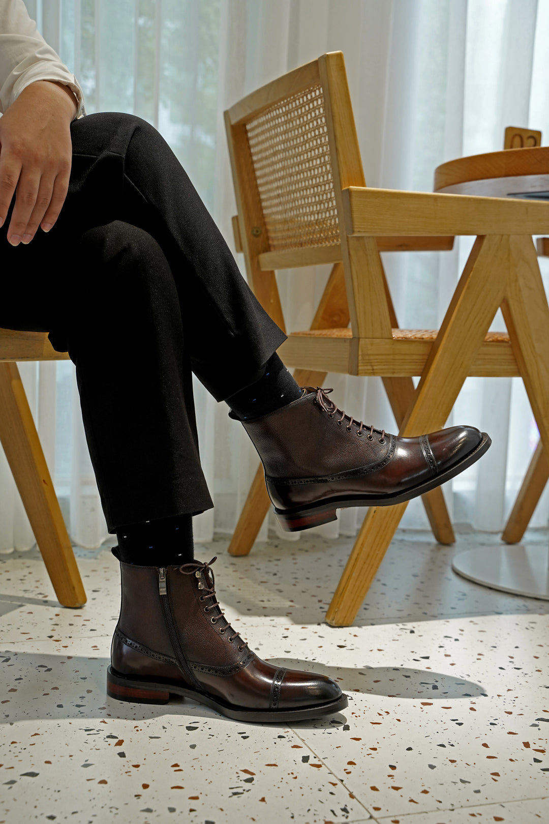 MenStyleWith Handmade Leather Boots MB401