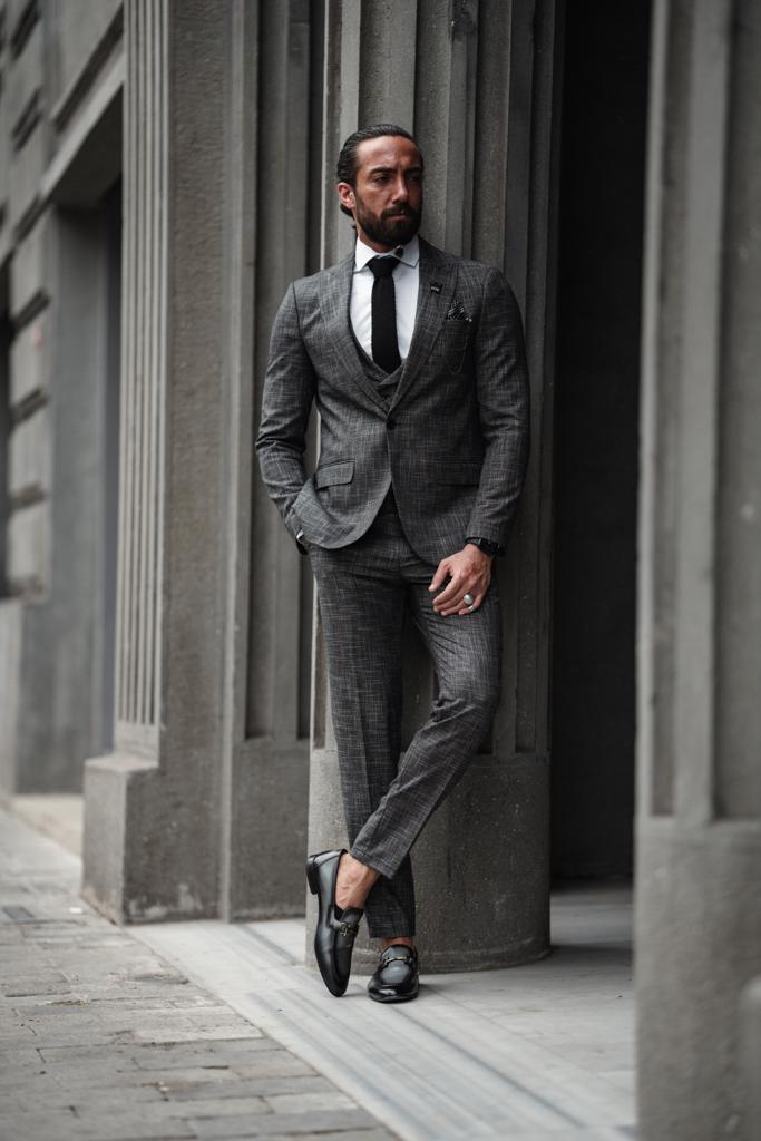 Pointed Collar Self-patterned Slim Fit Suit - Grey