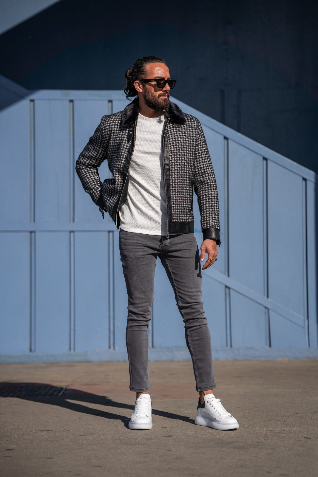 Slim Fit Fur Detailed Jacket With Side Pockets - Black