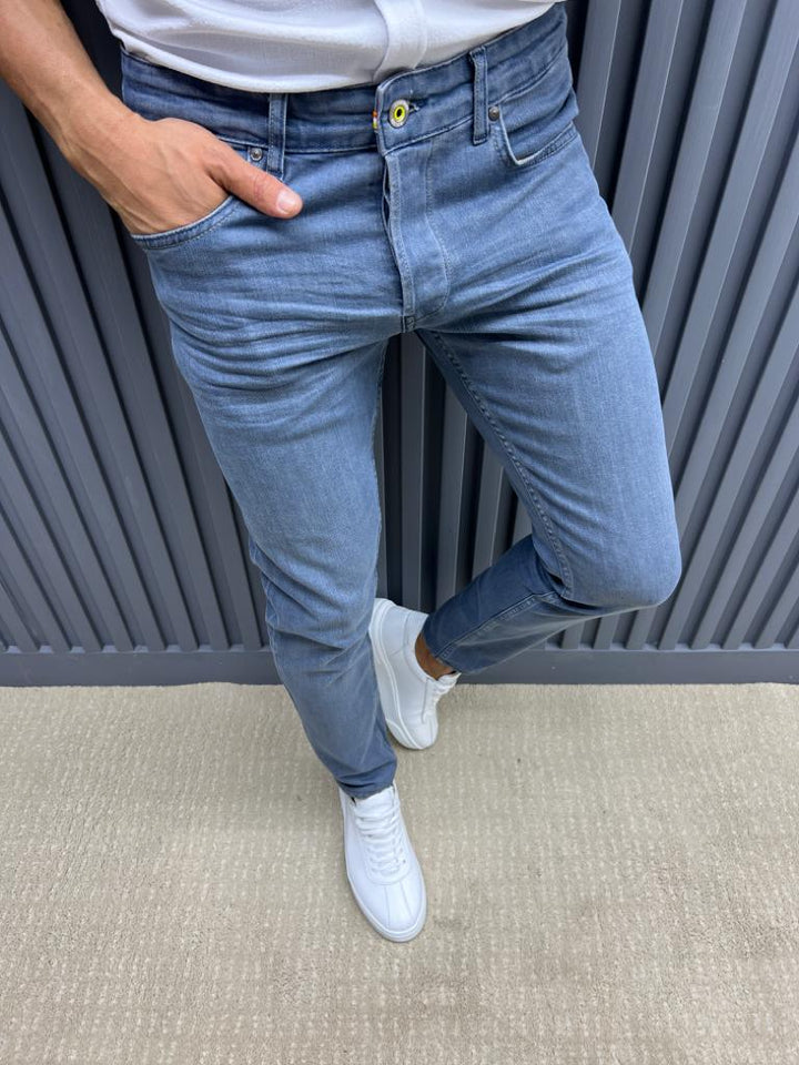 Jean Slim Fit Avec Poches Latérales - Bleu Marine