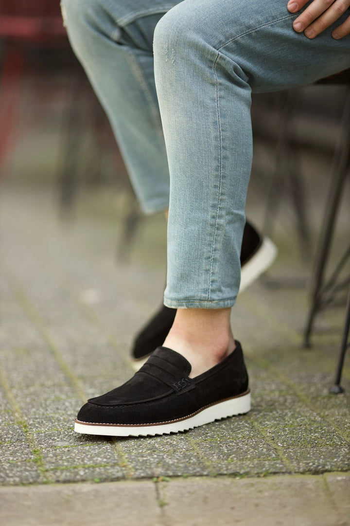 Special Design Suede Leather Loafers - Black