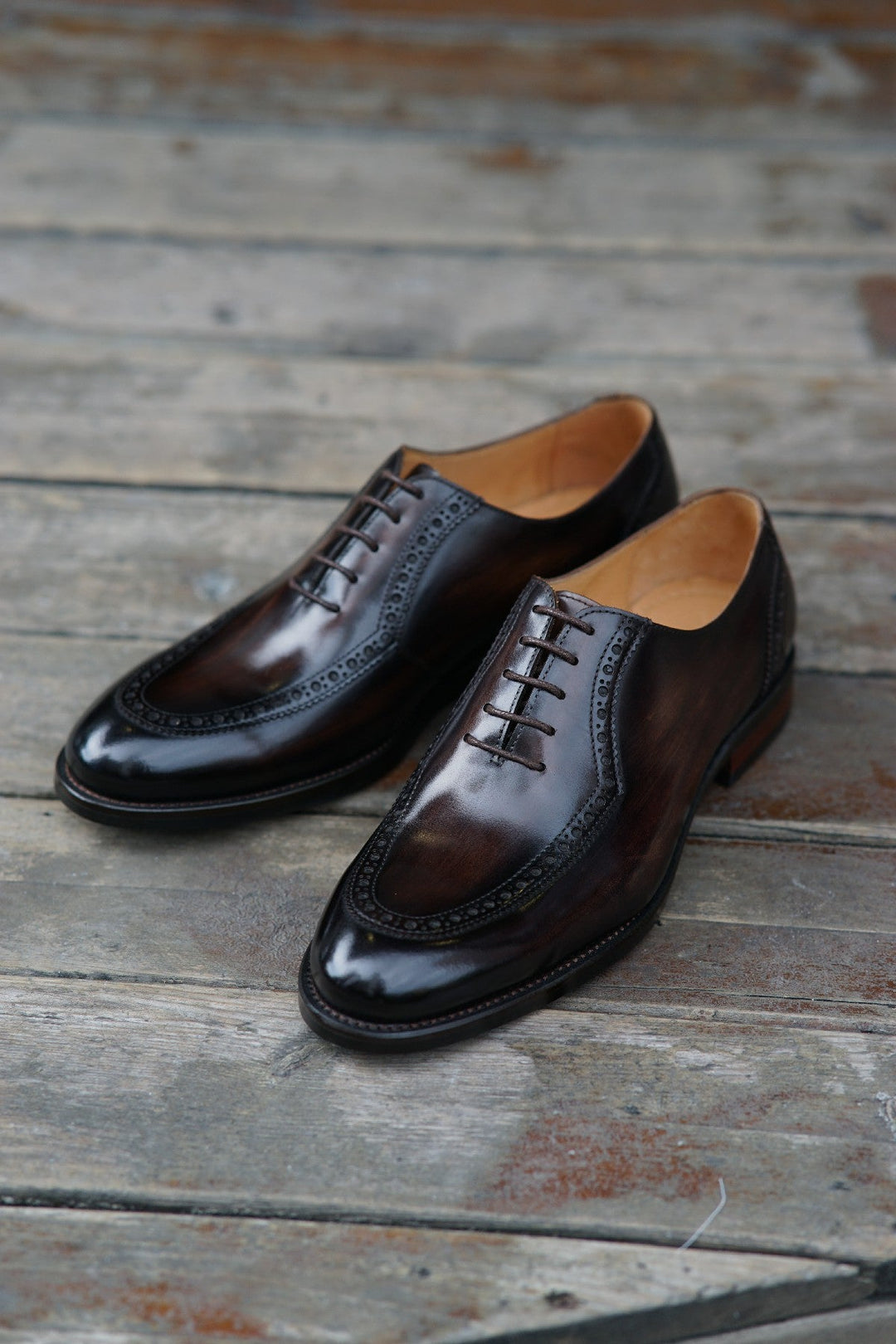 Apron Toe Oxford Shoes