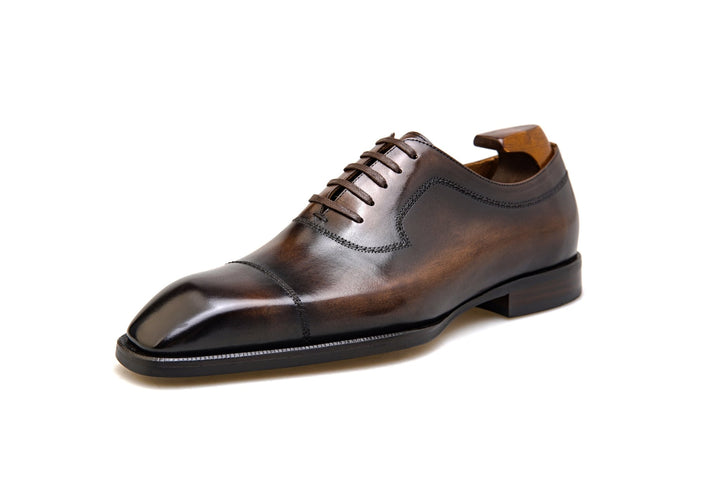 Cap Toe Oxford Leather shoes