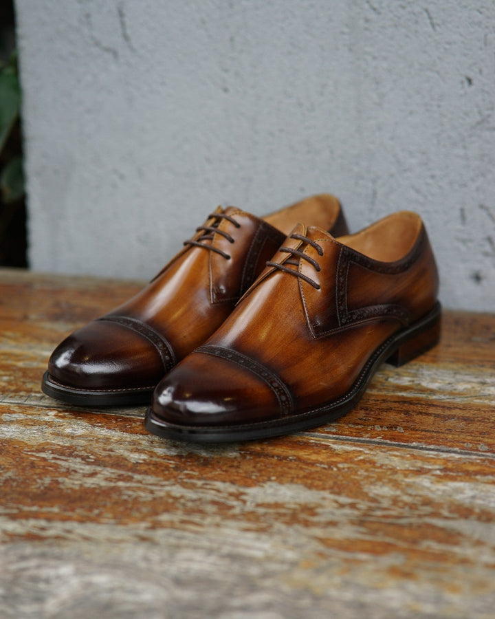 Cap Toe Quarter Brogue Derby Shoes