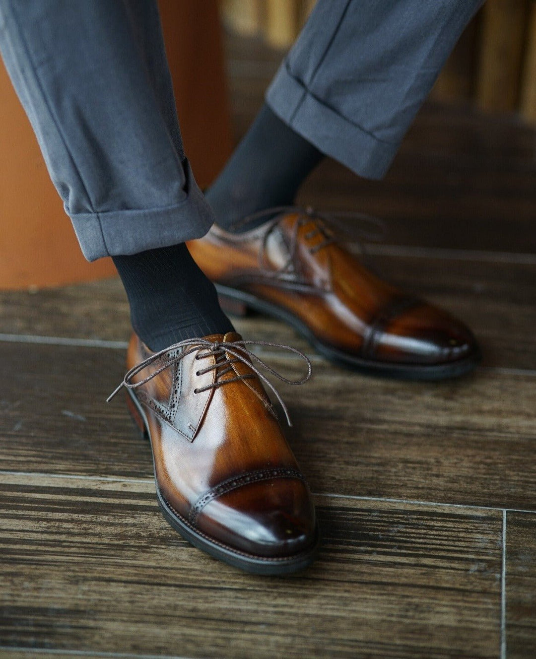 Cap Toe Quarter Brogue Derby Shoes