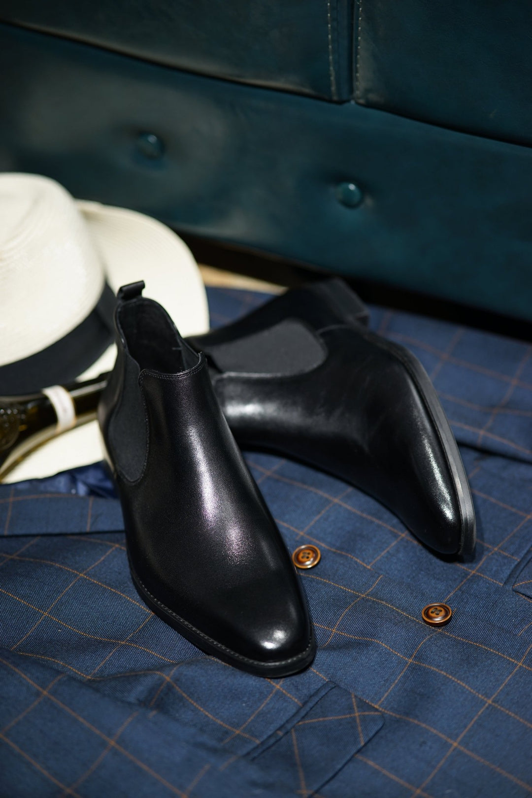 MenStyleWith Handmade Leather Chelsea Boots