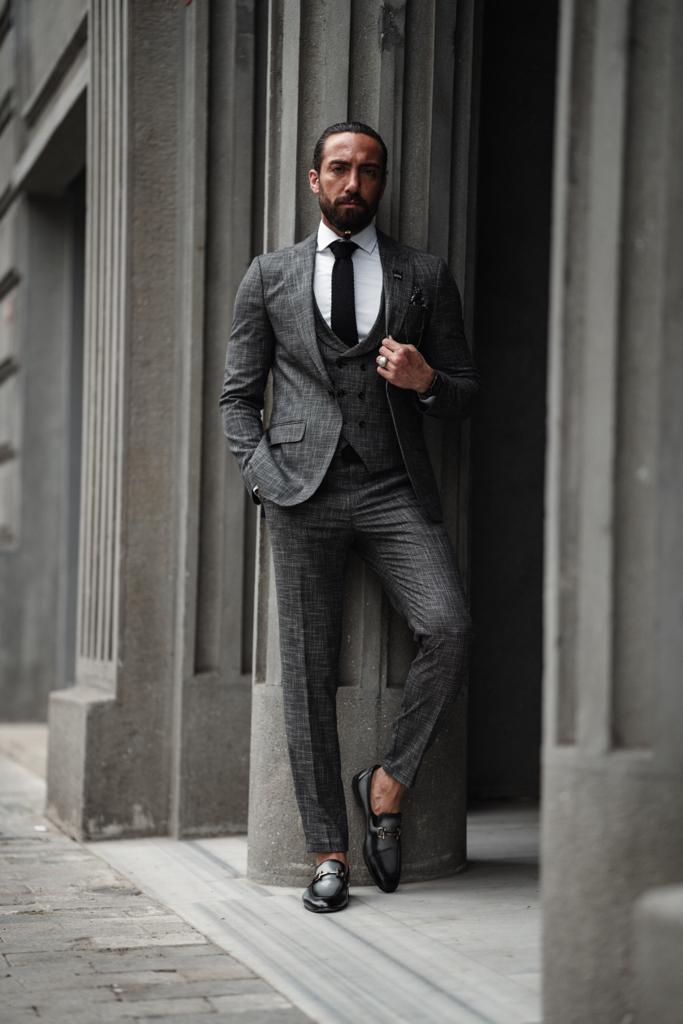 Pointed Collar Self-patterned Slim Fit Suit - Grey