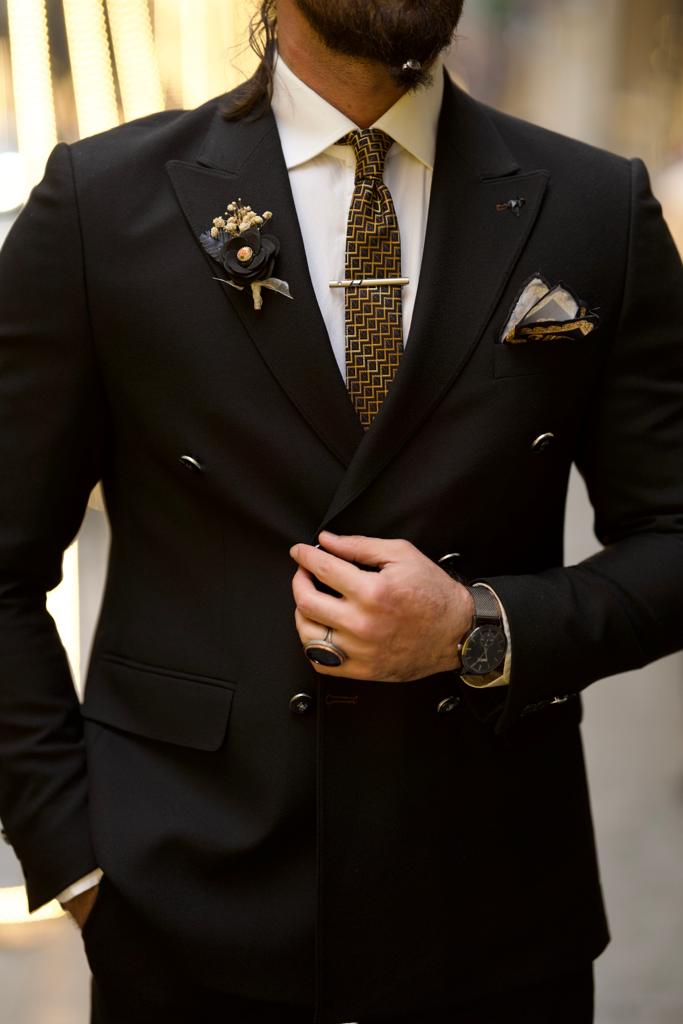 Special Design Double Breasted Detailed Suit - Black