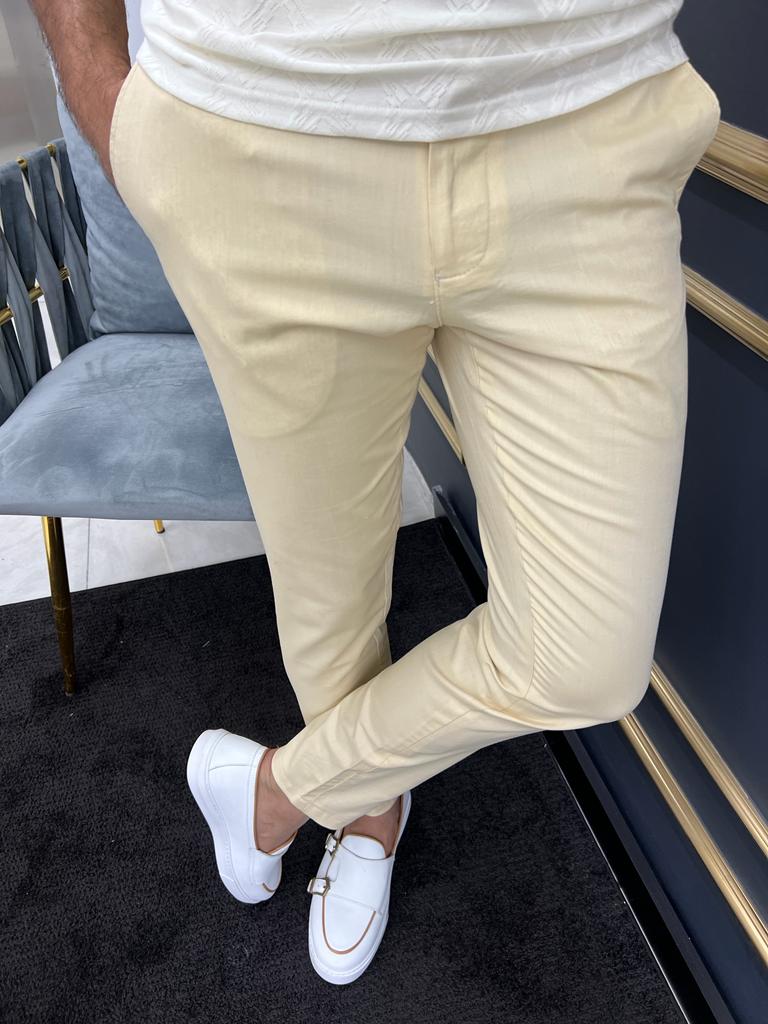 Pantalon en tissu jaune avec détail en piqué à carreaux