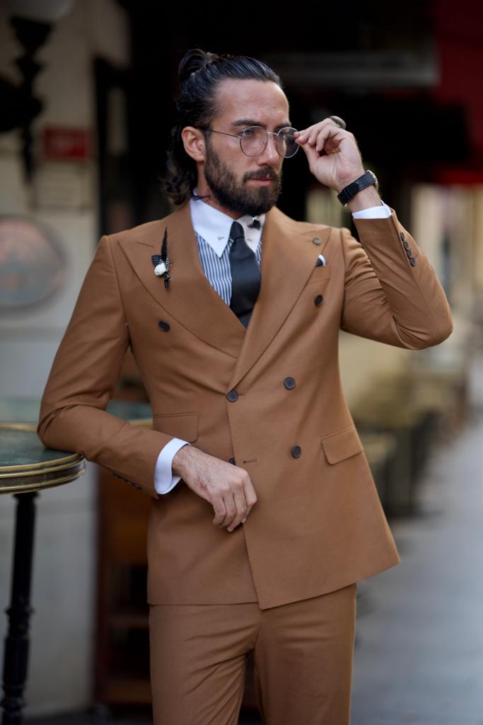 Double-breasted Suit -  Camel