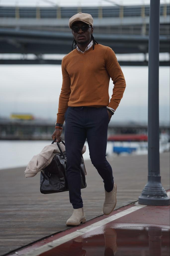 V-neck Knit Sweater - Camel